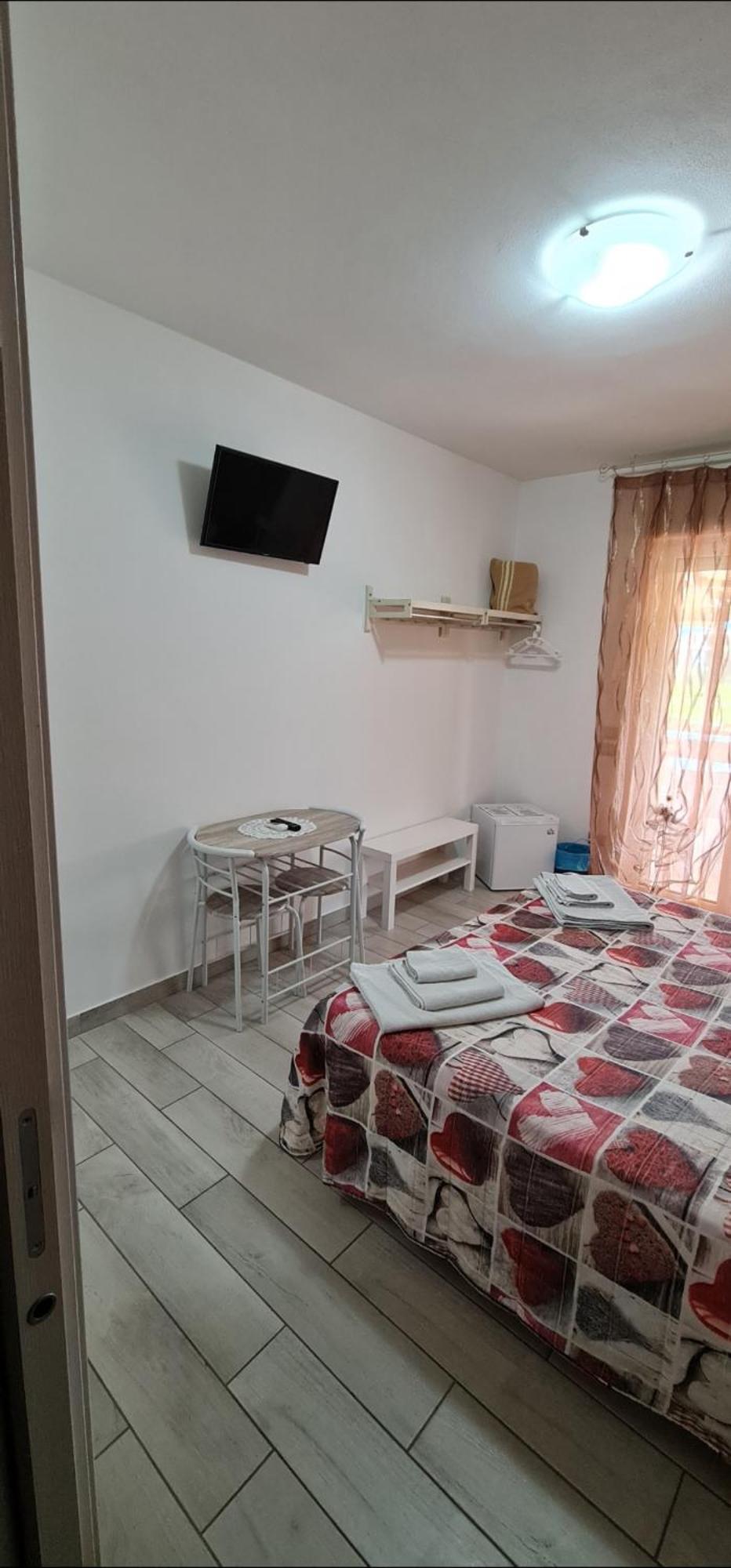 Quarantotto B&B Raffa Luaran gambar