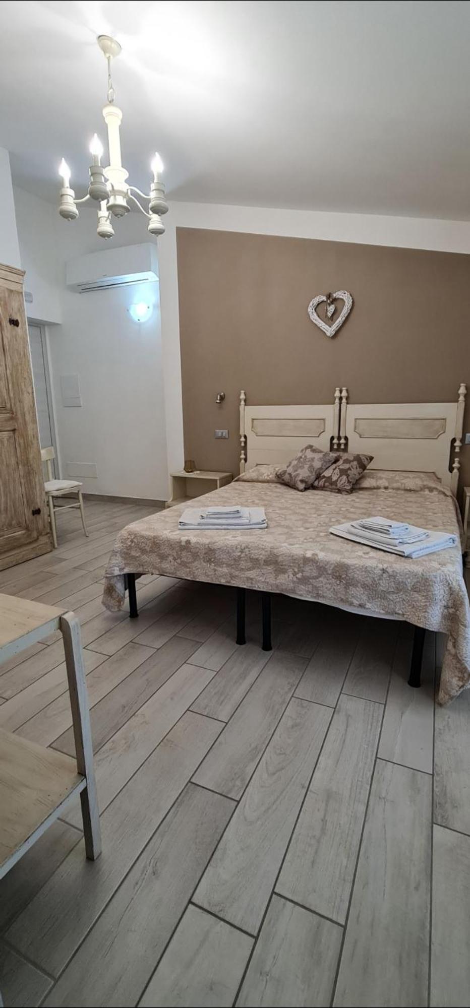 Quarantotto B&B Raffa Luaran gambar