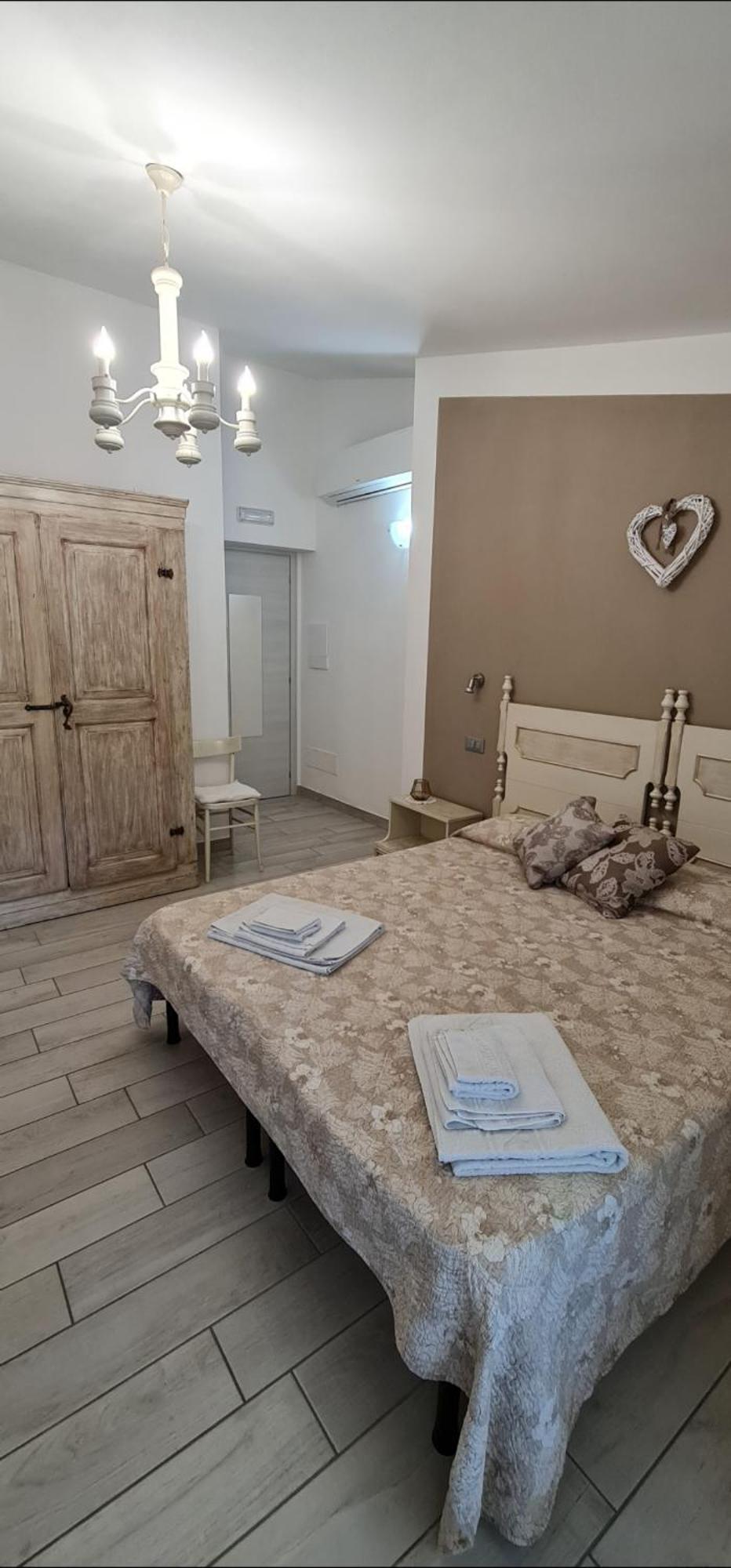 Quarantotto B&B Raffa Luaran gambar