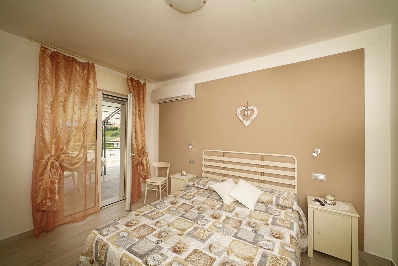 Quarantotto B&B Raffa Luaran gambar